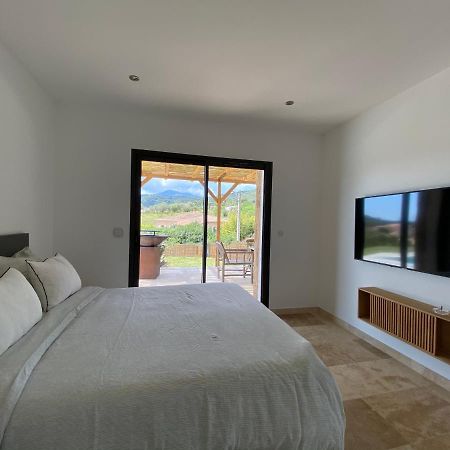 Villa De Charme Avec Piscine A Ajaccio Alata ภายนอก รูปภาพ